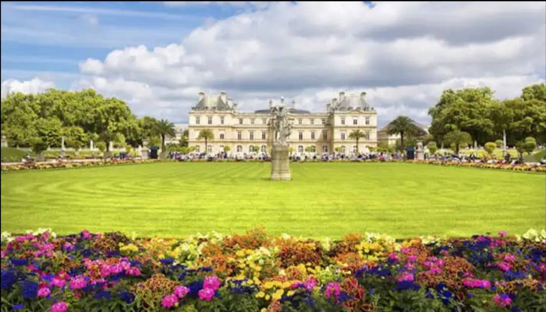 Place Jardines de Luxemburgo