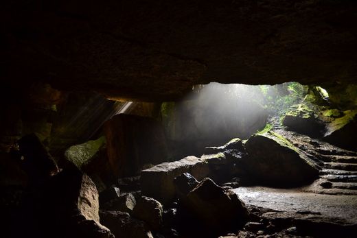 Cueva Del Nitro