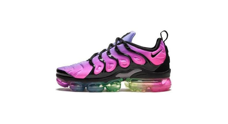 Social Nike vapormax