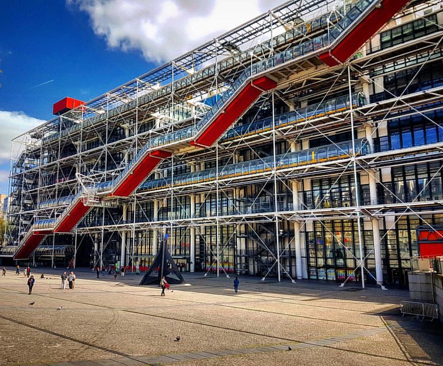 Lugar Centro Nacional de Arte y Cultura Georges Pompidou