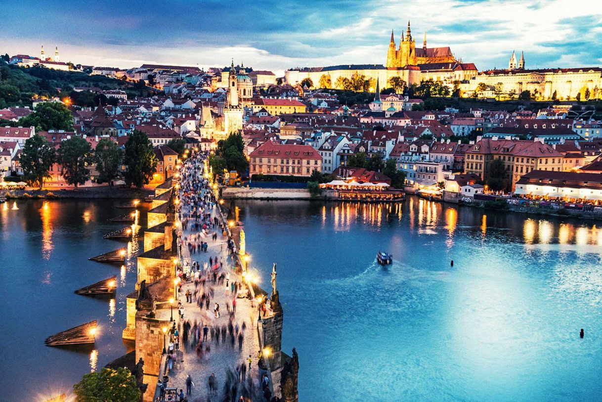 Place Prague / Praga 