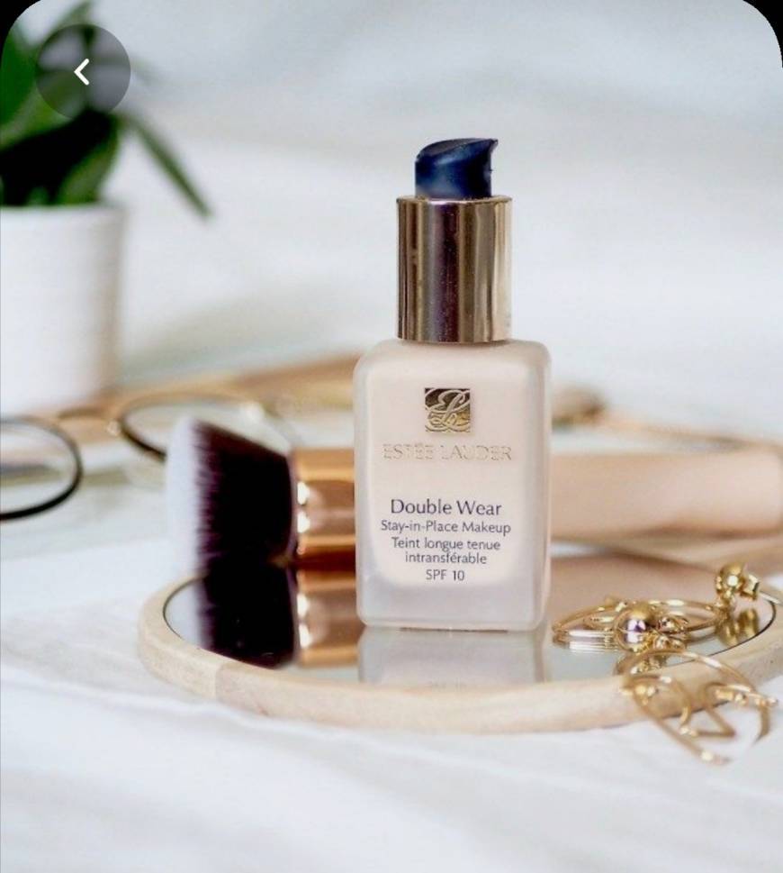 Social Estée Lauder