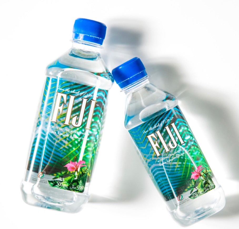 Product Fiji Water