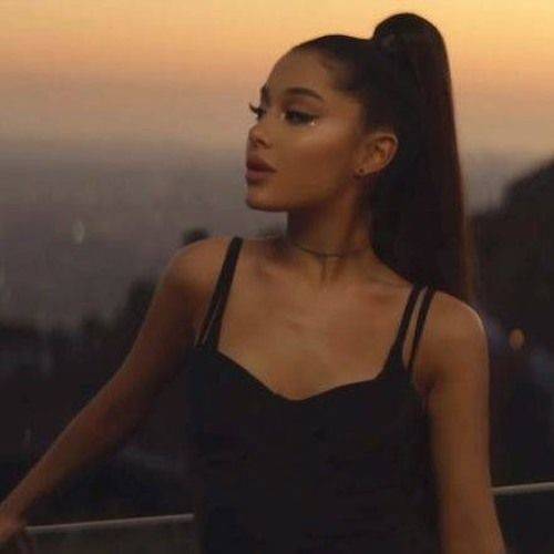 Canción Ariana Grande - break up with your girlfriend