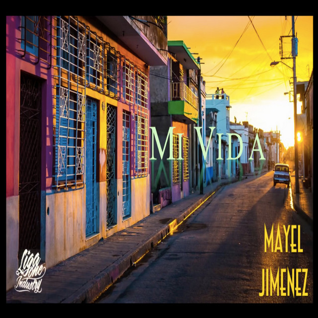 Canción Mil Amores
