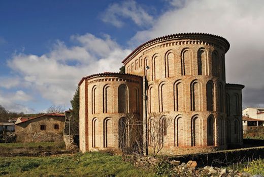 O Mosteiro de Castro de Avelãs 