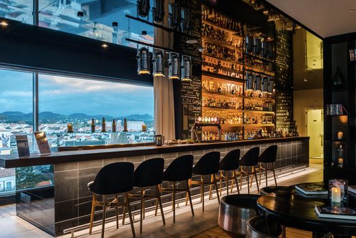 Whale Watching Bar at AZOR Hotel