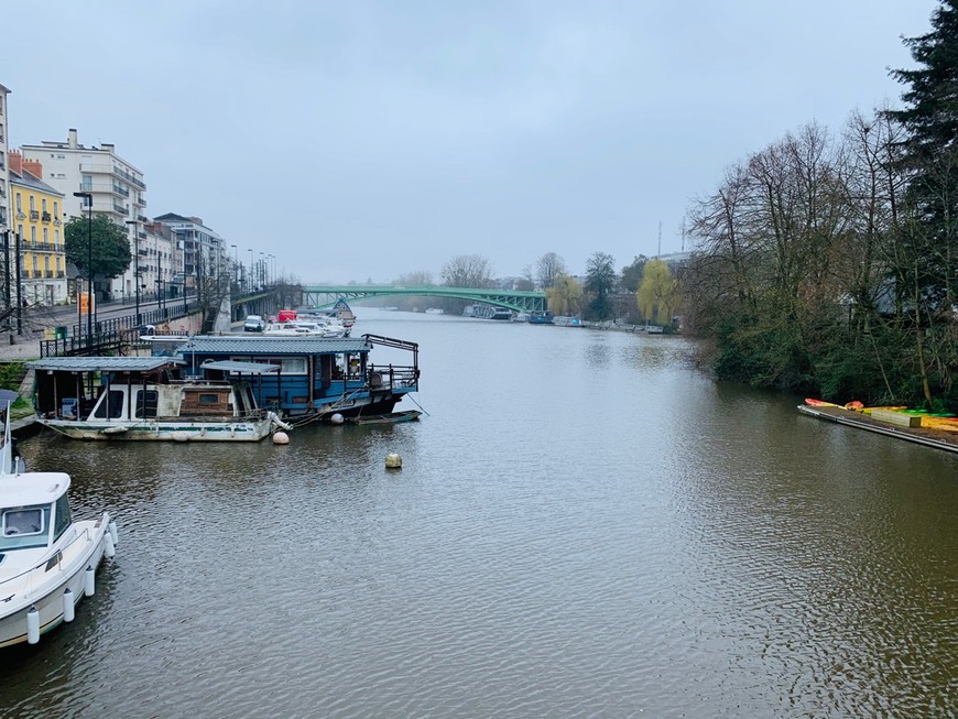 Place L'Île de Versailles