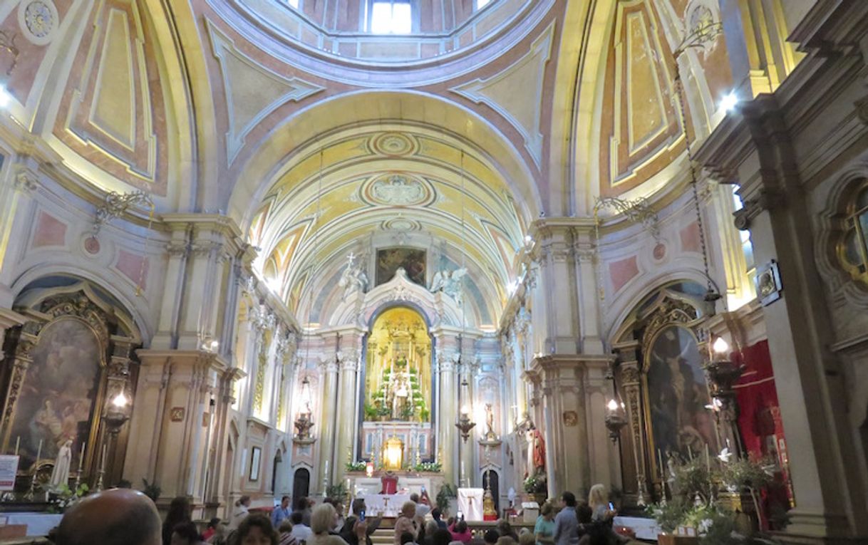 Place Igreja de Santo António de Lisboa