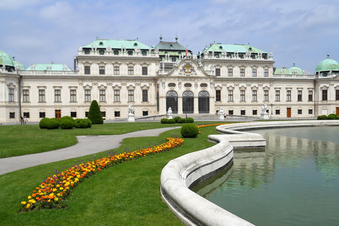 Place Belvedere Palace