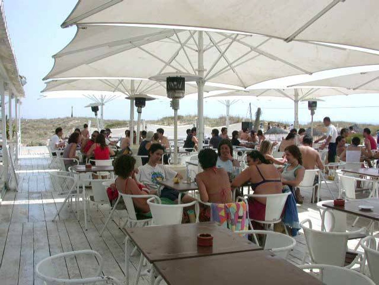 Restaurants Restaurante Borda D`água (costa De Caparica)