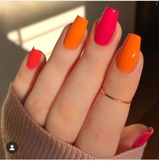 Orange & pink nails