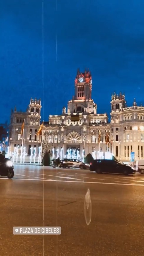 Place Plaza de Cibeles