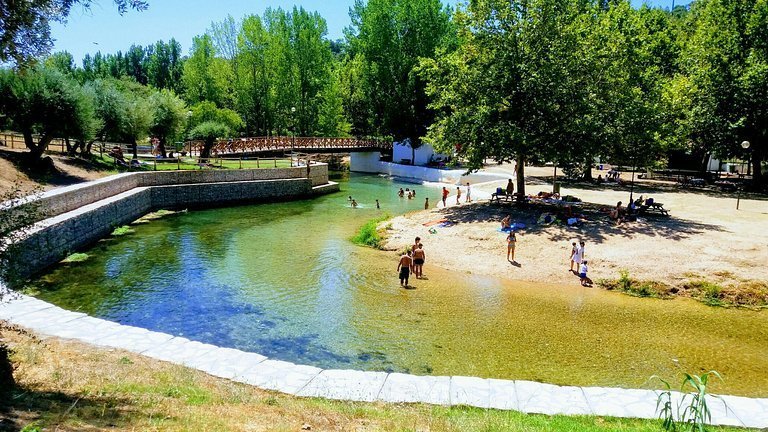 Place River beach Olhos de Água