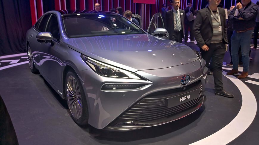 Moda Toyota Mirai 2020