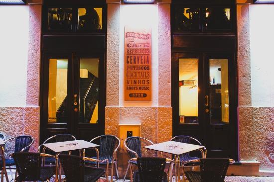 Place Café Tropical