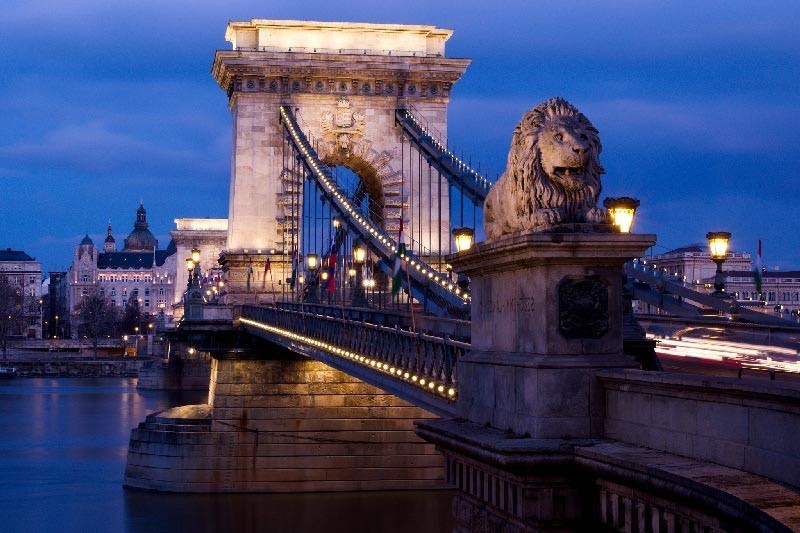 Lugar Puente de las Cadenas