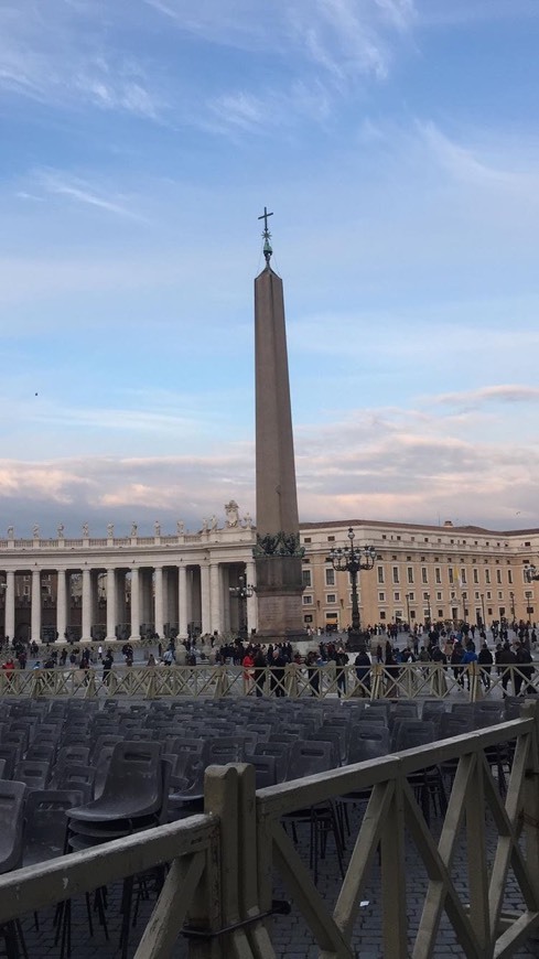 Lugar Vaticano84