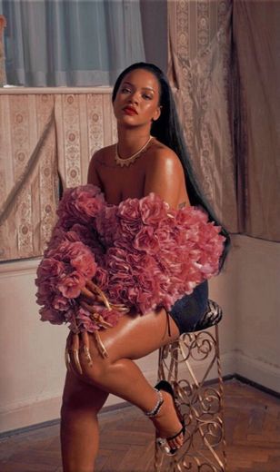 Rihanna Queen