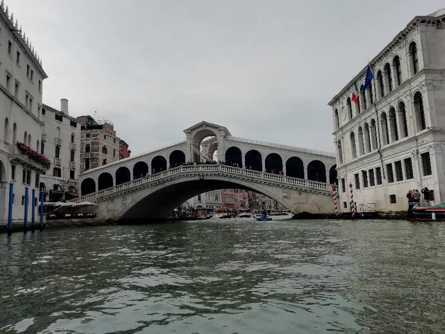 Lugar Puente de Rialto