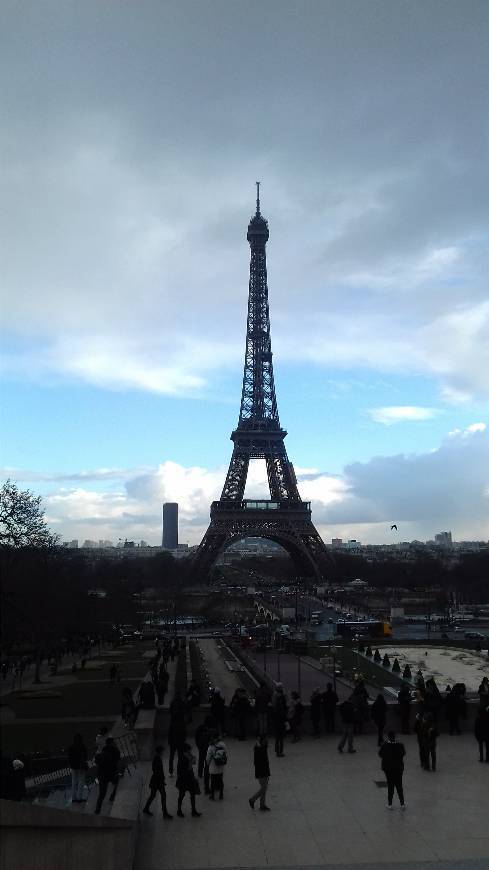 Place Torre Eiffel