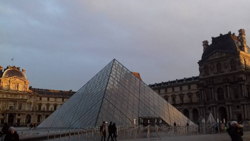 Lugar Museo del Louvre