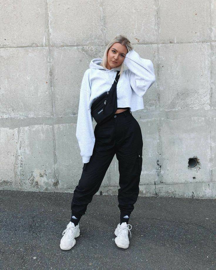 Social Tumbler Outfits 