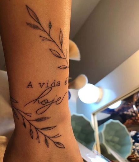 Tatuagem escrita 📝