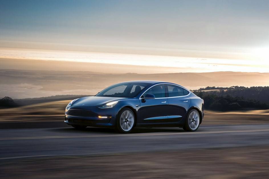 Social Tesla Model 3
