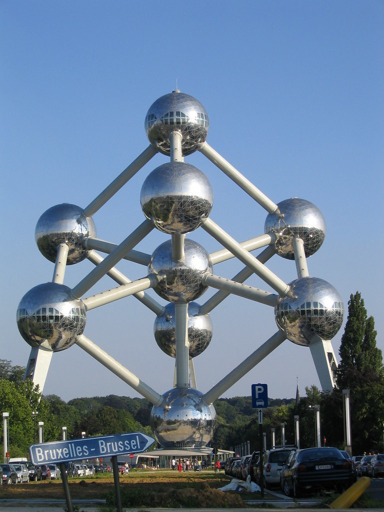 Lugar Atomium