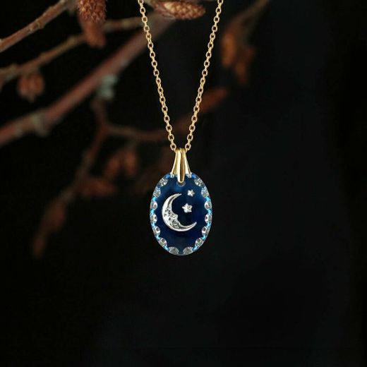 NIGHTS SKY. Vintage Glass Engraved Moon & Star Pendant Necklace