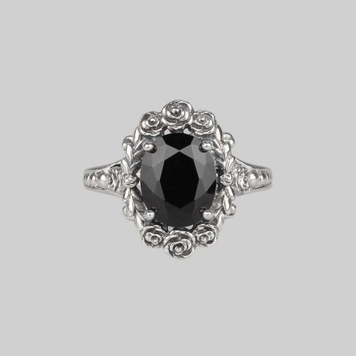 MARIA. Rose Wreath Onyx Silver Cocktail Ring – REGALROSE