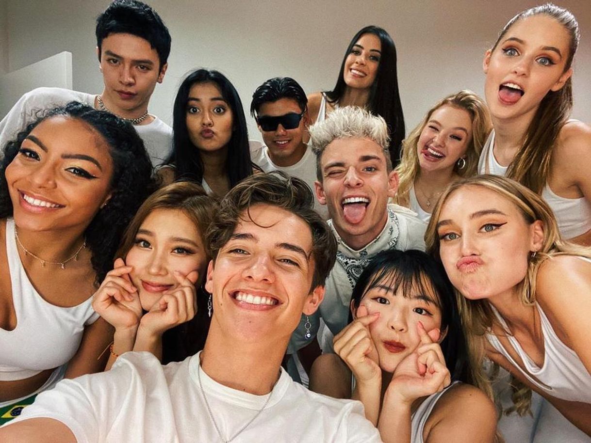 Canción Now United