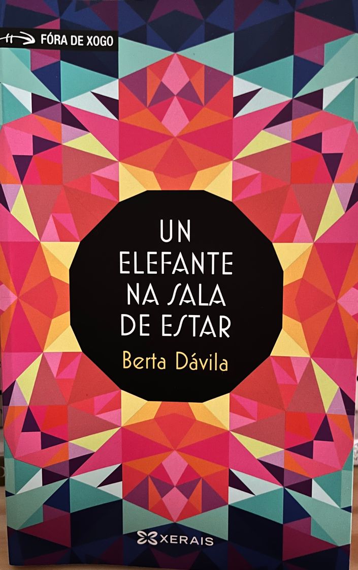 Libro “Un elefante na sala de estar” - Berta Dávila