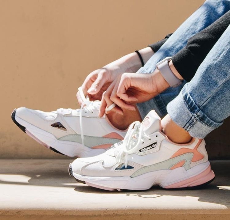 Fashion Adidas falcon 