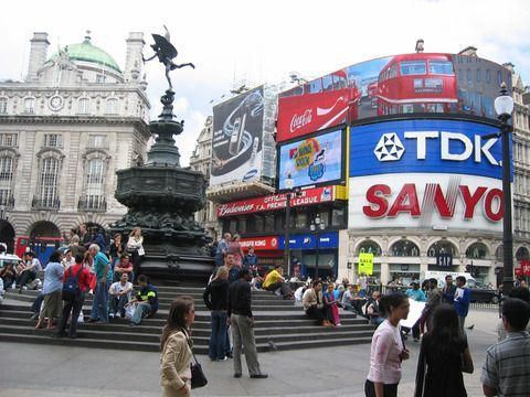 Piccadilly Circus