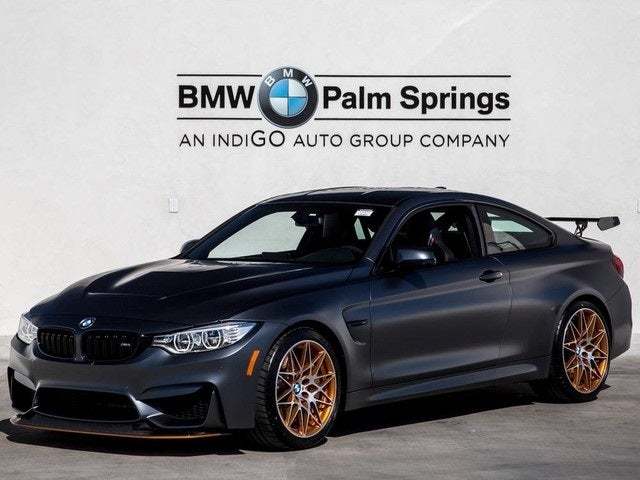 Moda BMW M4 GTS: portrait of a super athlete