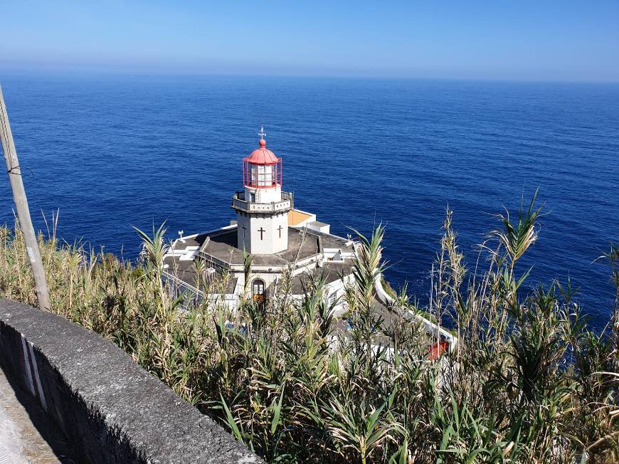 Lugar Farol do Arnel