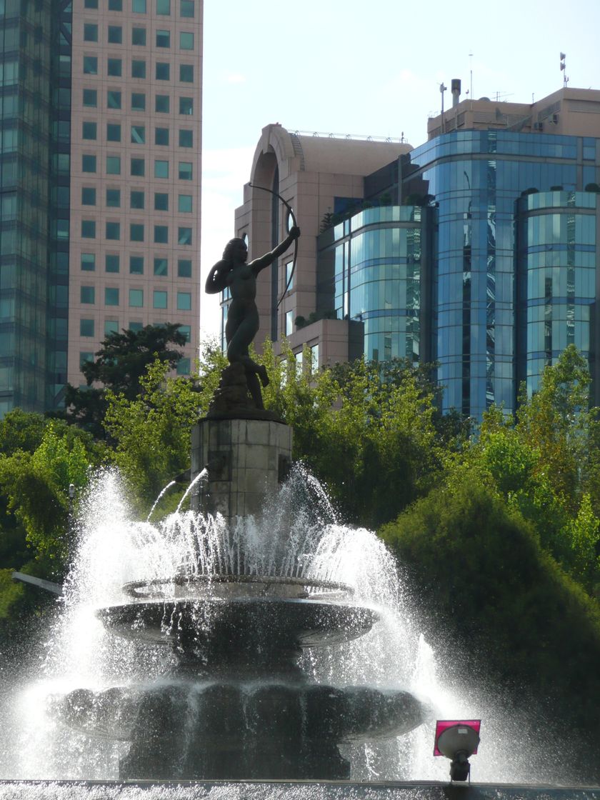 Place Diana the Huntress Fountain