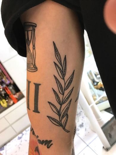 Leaf Tattoo 