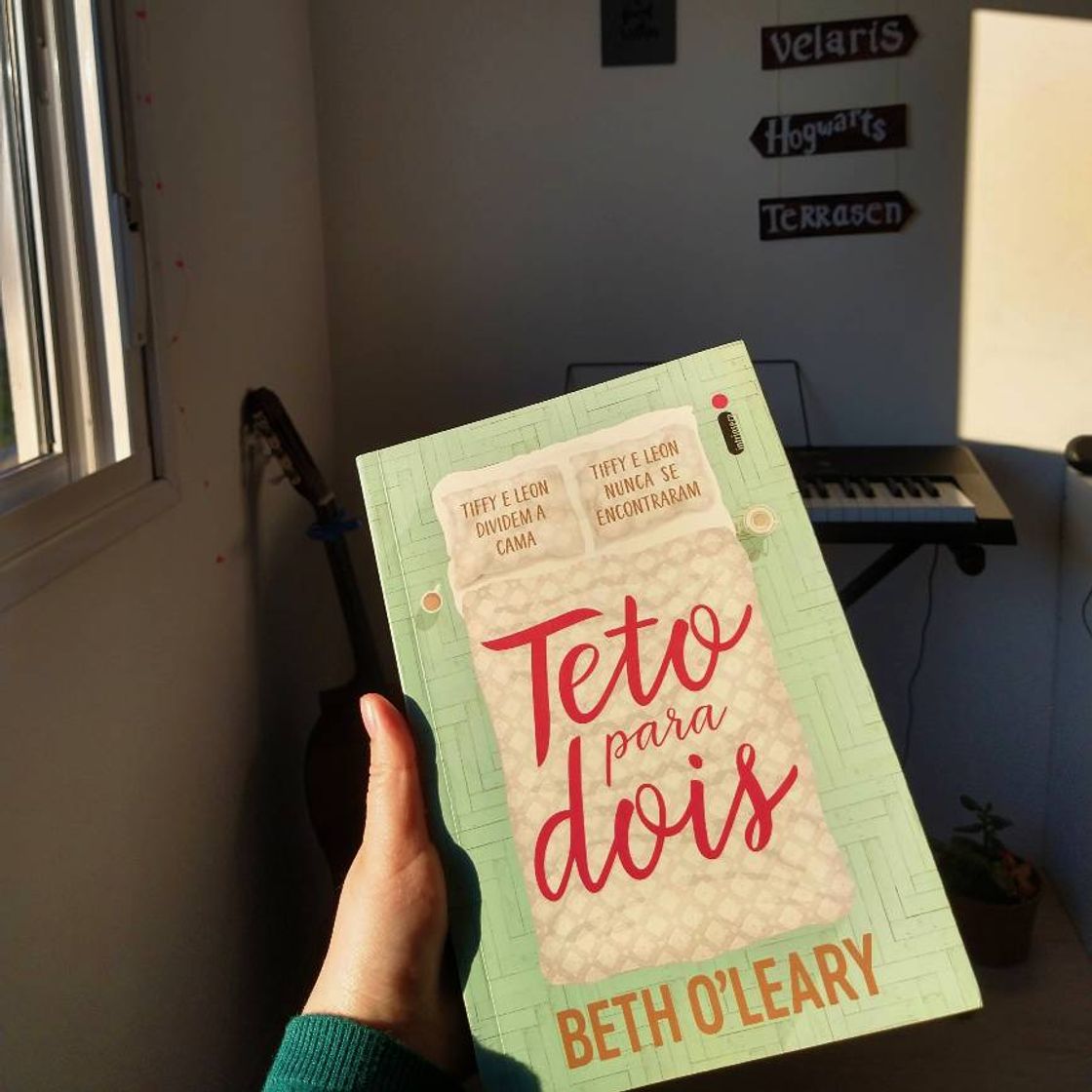 Fashion livro Teto Para Dois - Beth O'leary ✨📖