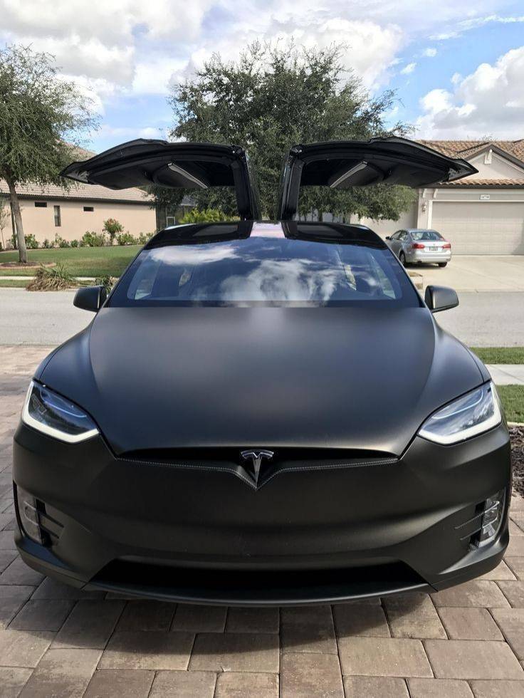Social Tesla car