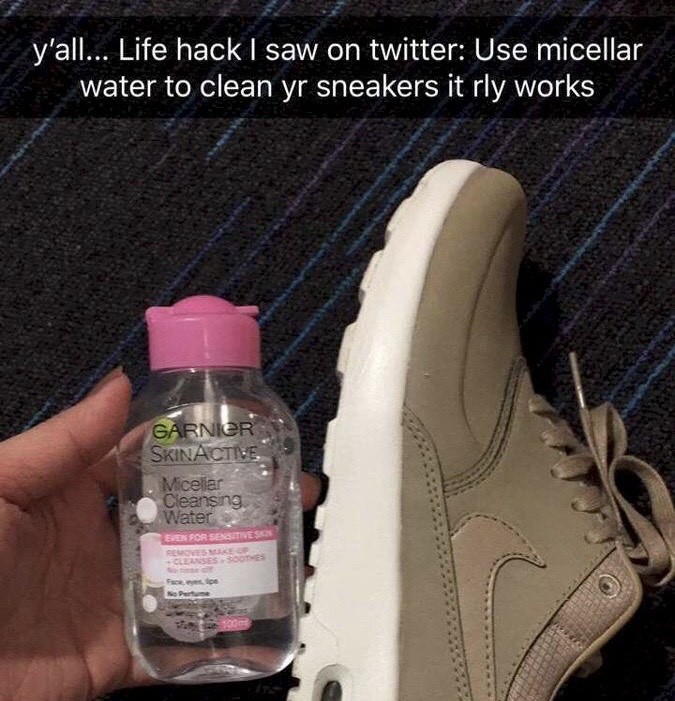 Social Clean Sneakers