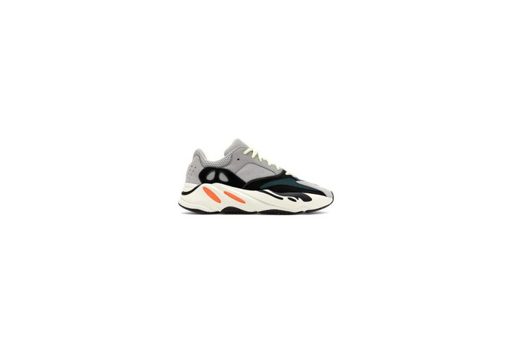 Social Yeazy boost 700 wave solid grey