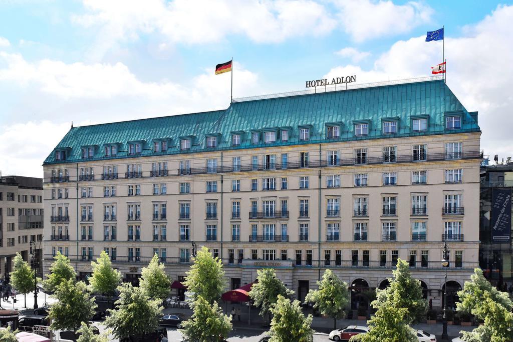 Place Hôtel Adlon