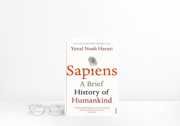 Book Sapiens: A Brief History of Humankind