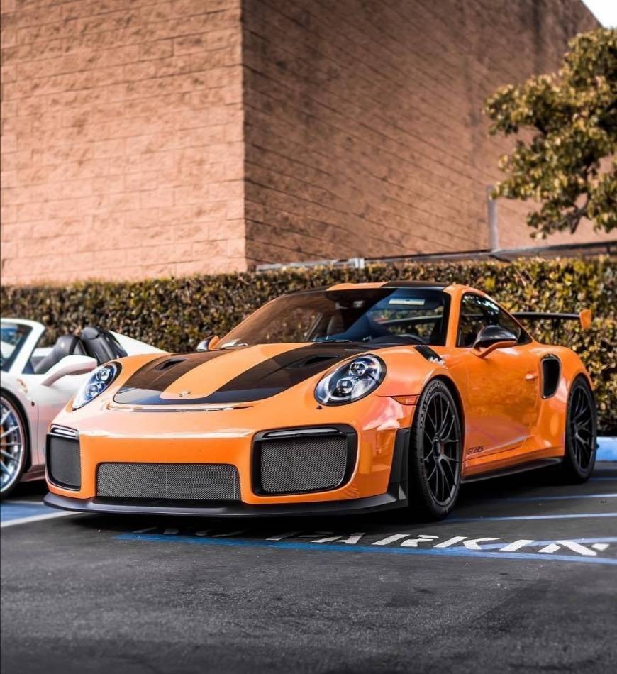 Social Porsche GT2 RS