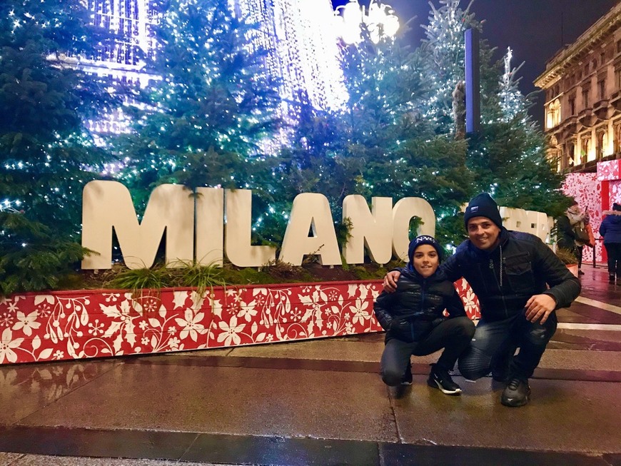 Milán