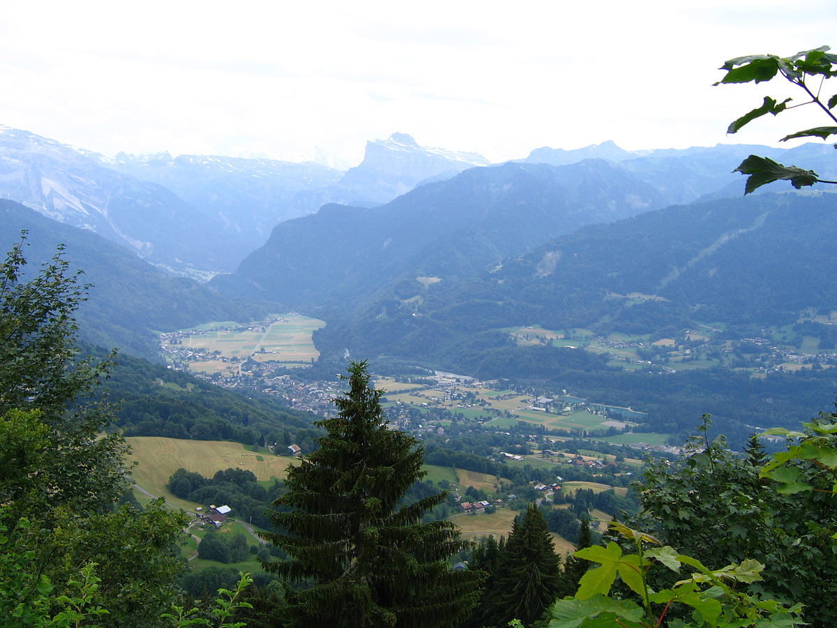 Place Samoëns Côté Village