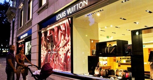 Lugar Louis Vuitton